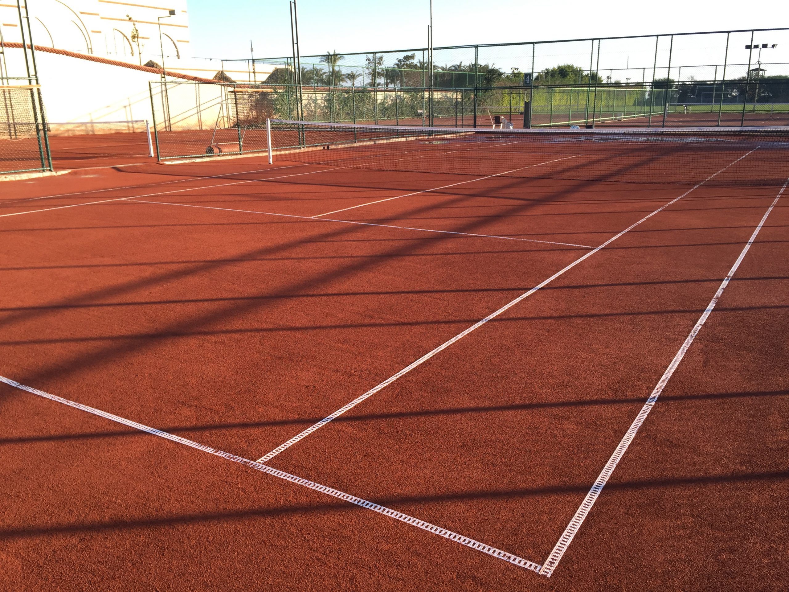 Toprak Tenis Kortu Yapımı