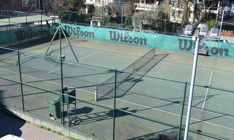Validebağ Tenis Kortu